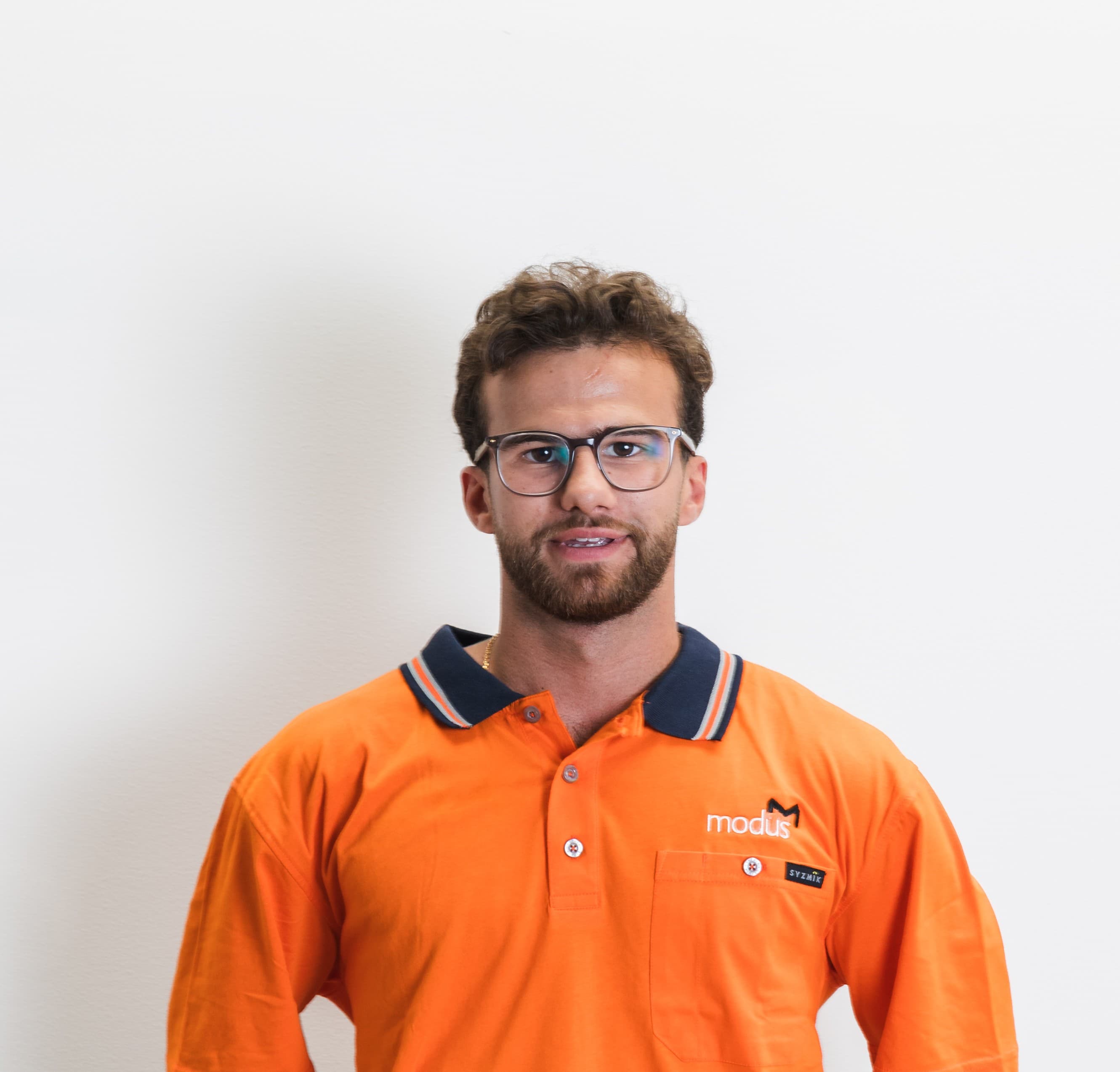 staff/julio presenti